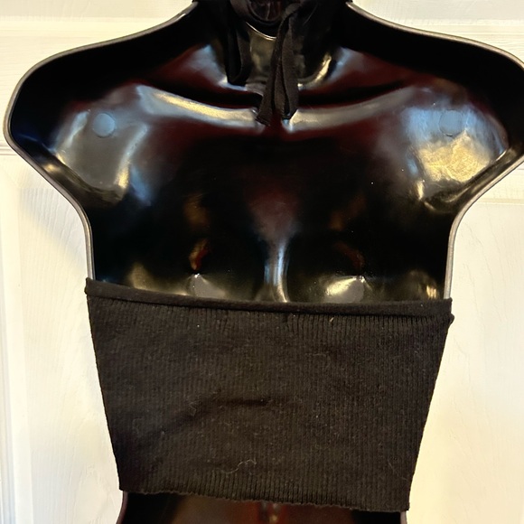 BUY 2 GET 1 FREE on any items priced $15 or less
cropped black halter top S - Picture 3 of 4